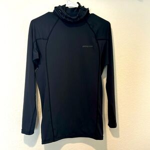 Patagonia Men’s Hooded Technic Shirt with Built-In Brim